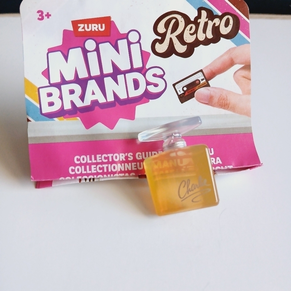 Zuru Mini Brands Retro Charlie Perfume